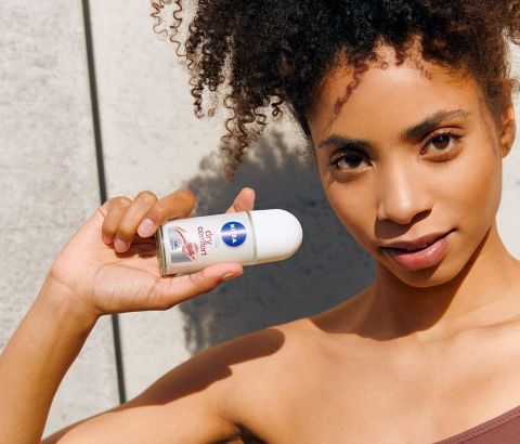 NIVEA Dry Comfort Kadın Deoodorant Roll-On 50ml